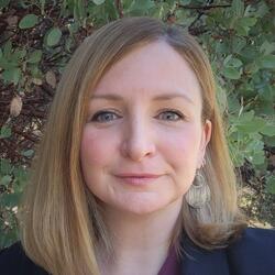 Hillory Courtney headshot